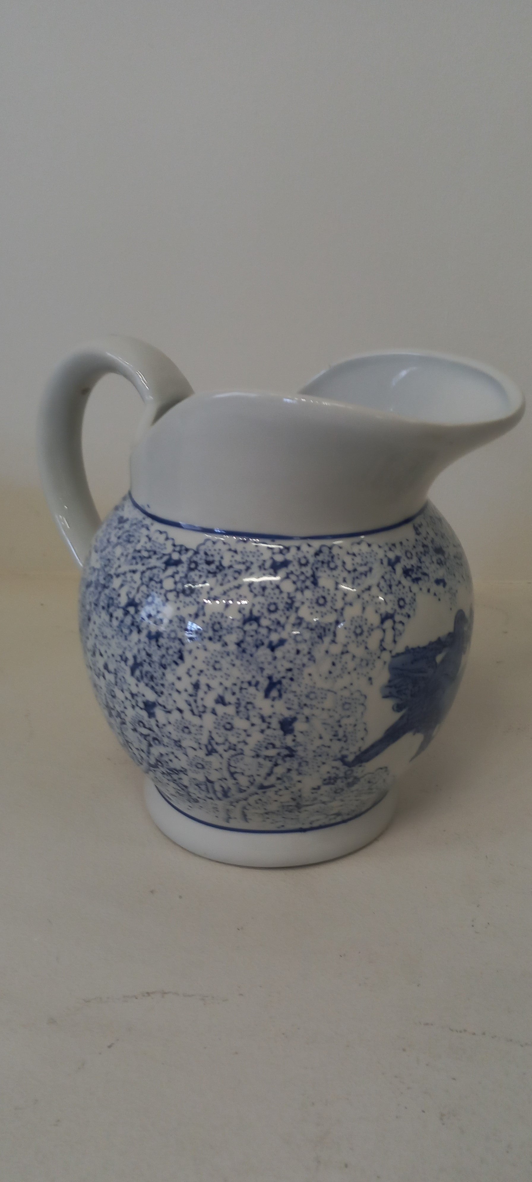 10" JUG