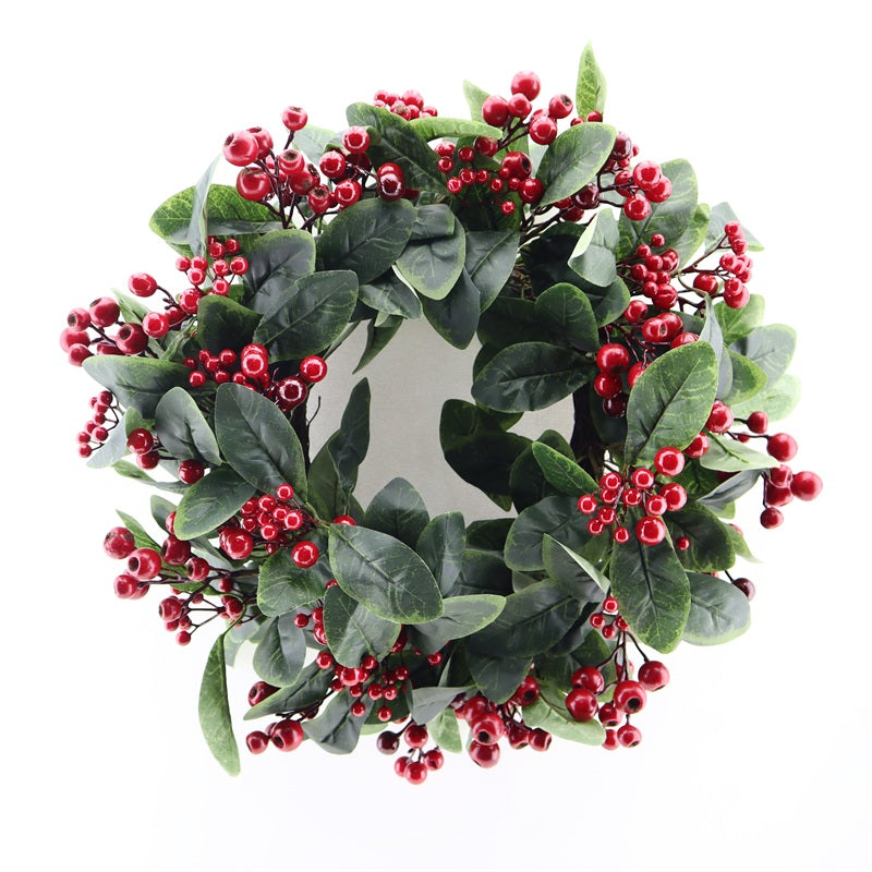 24" LEAFY BERRY WREATH