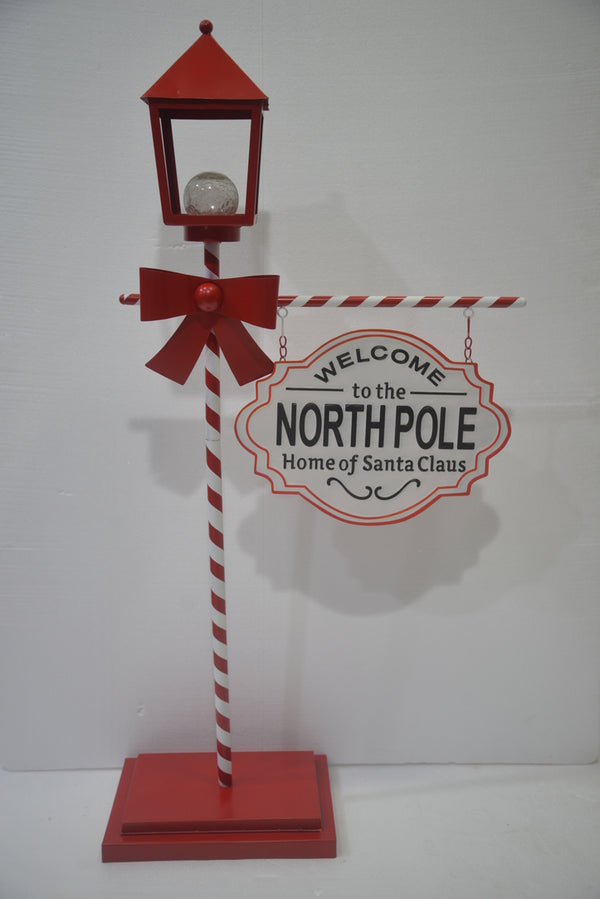 NORTH POLE LAMP POST